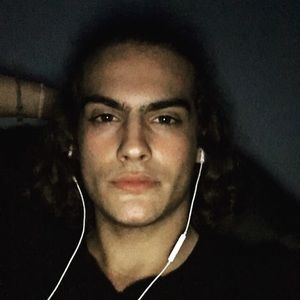 Meet your Posher, Luis